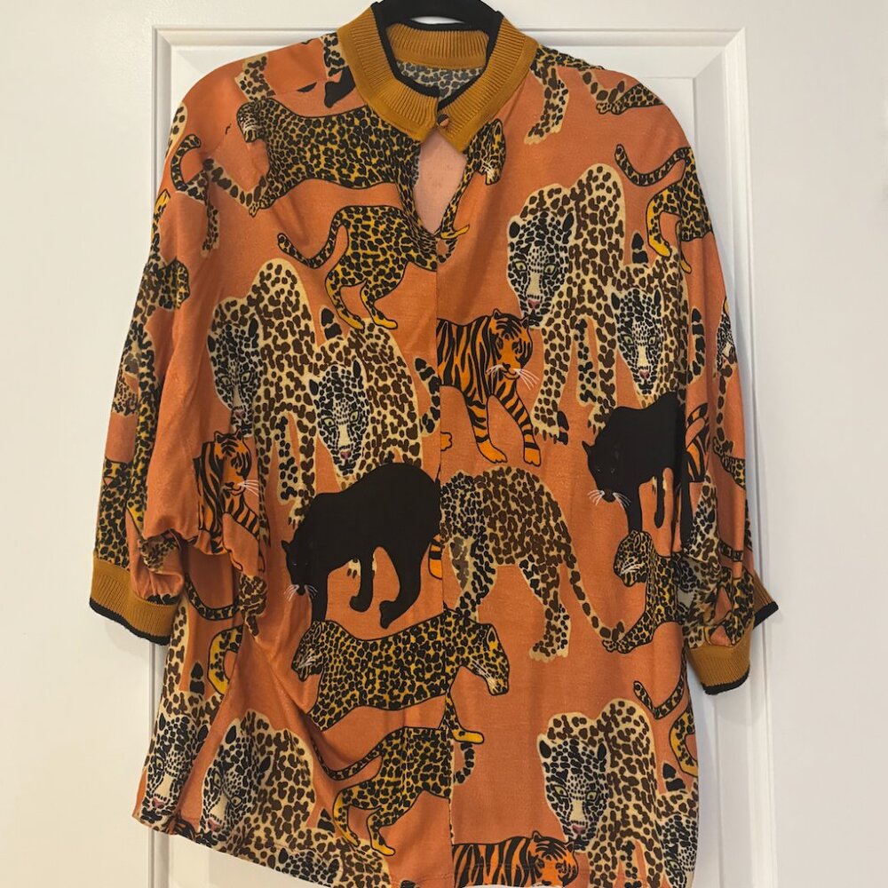 Cheetah Top - Picture 2 of 3